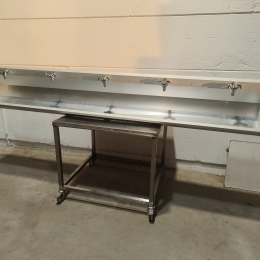 Intersan s/s washbasin with 5 taps 